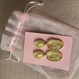 New Matte Gold-Tone Spiral Post Pierced Earrings